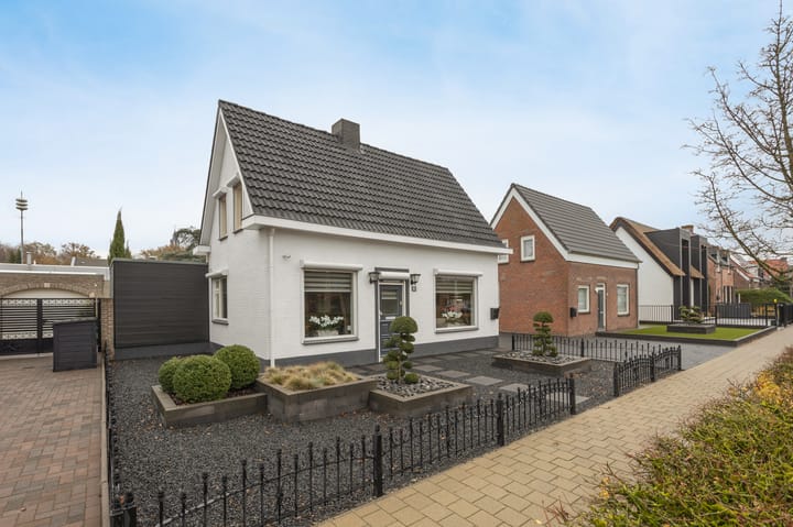 Photo 39 of Poppestraat 80