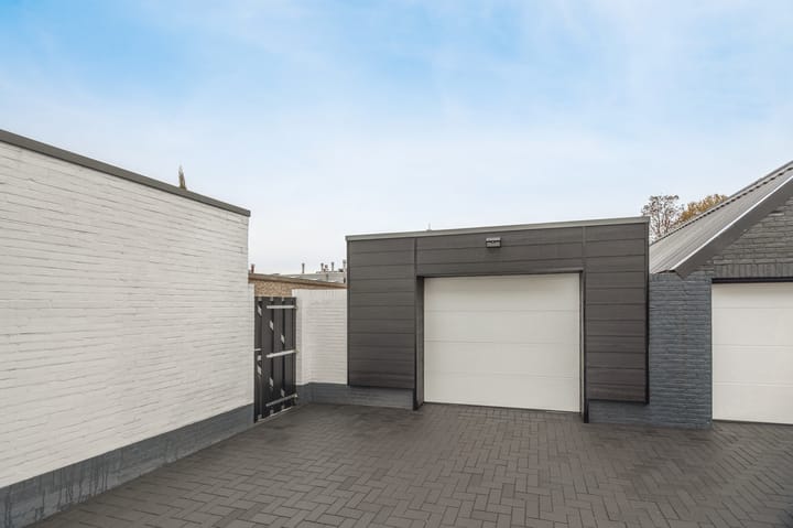 Photo 40 of Poppestraat 80