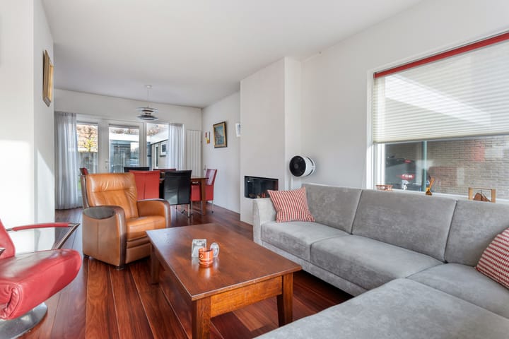 Photo 10 of Ridderspoor 13