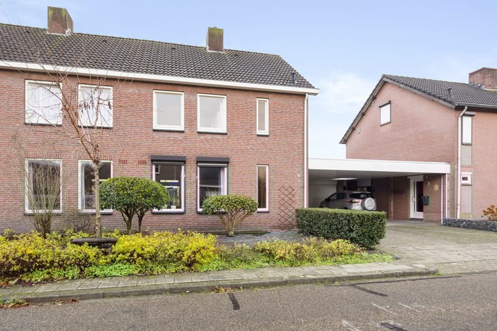 Photo 41 of Pastoor Goossensstraat 34