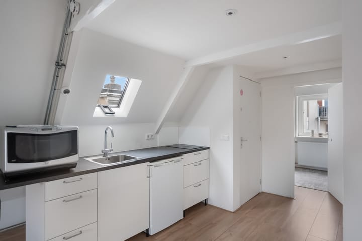 Photo 22 of Nieuwe Blekerstraat 5-A