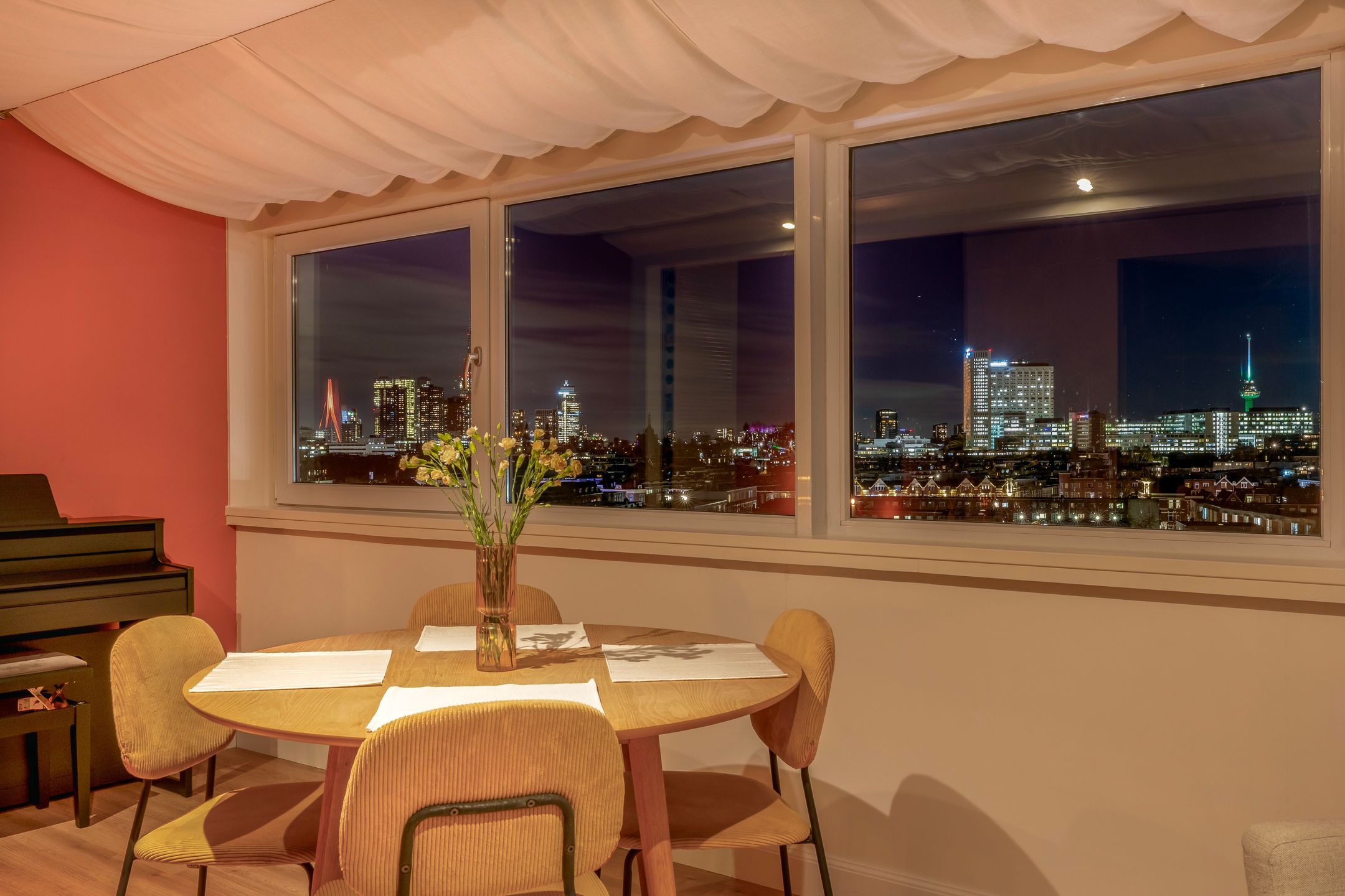 Foto 3 van Weena 983