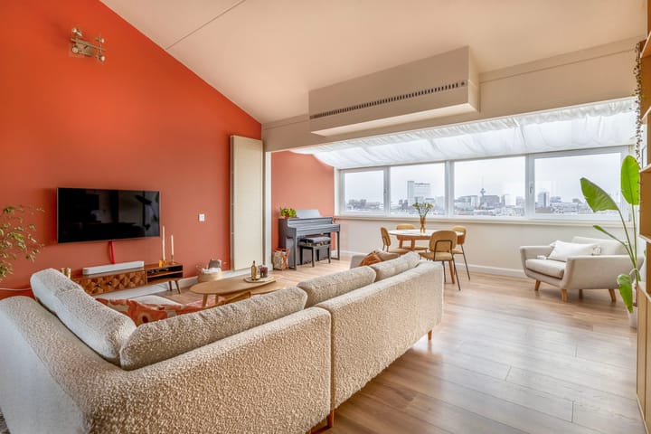 Weena 983 main image