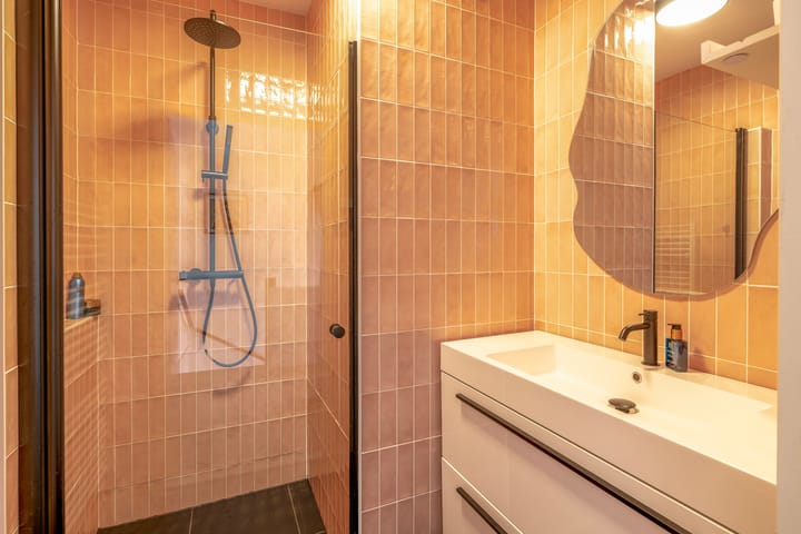 Photo 5 of Weena 983