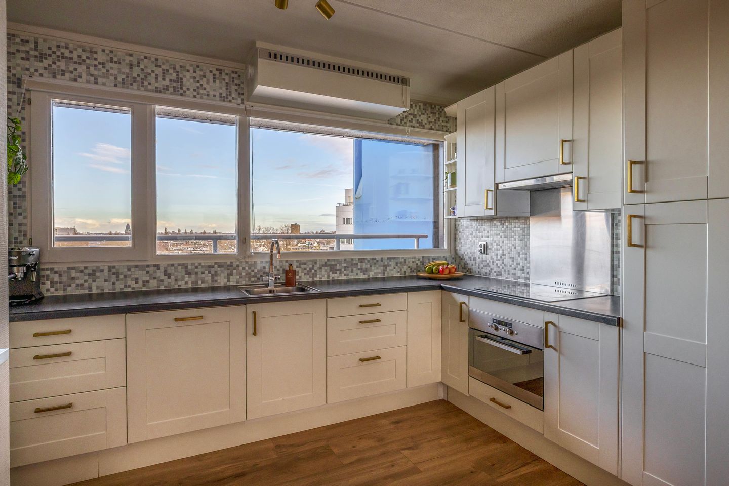 Foto 20 van Weena 983