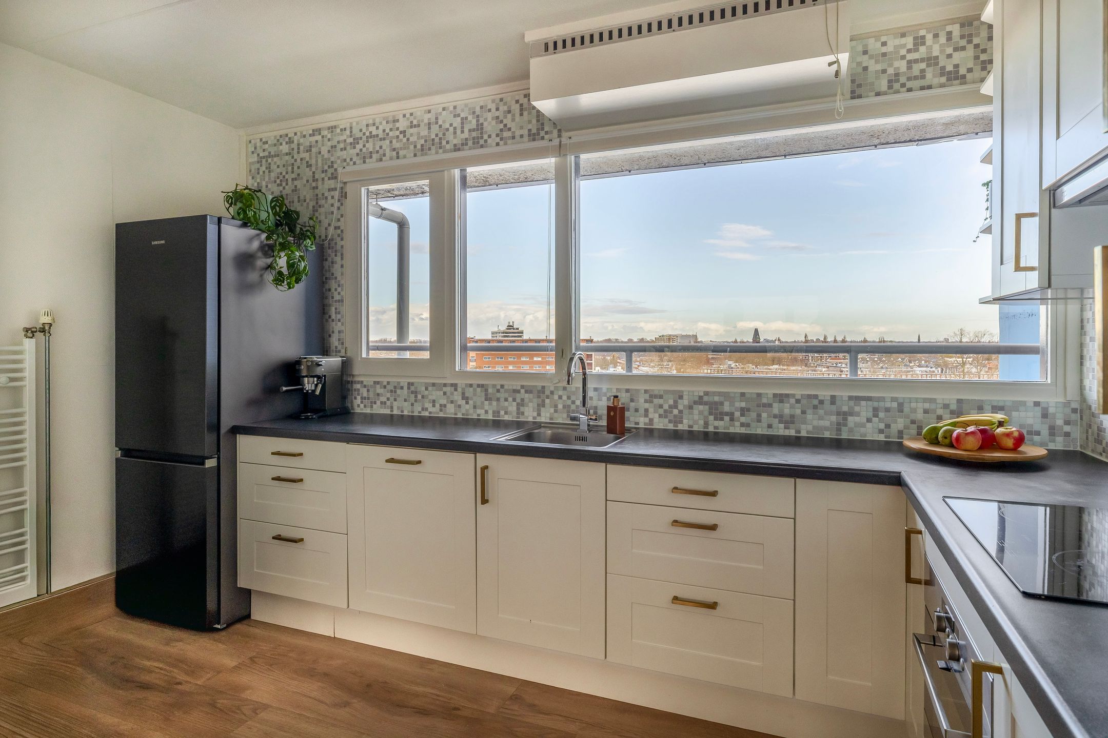 Foto 21 van Weena 983