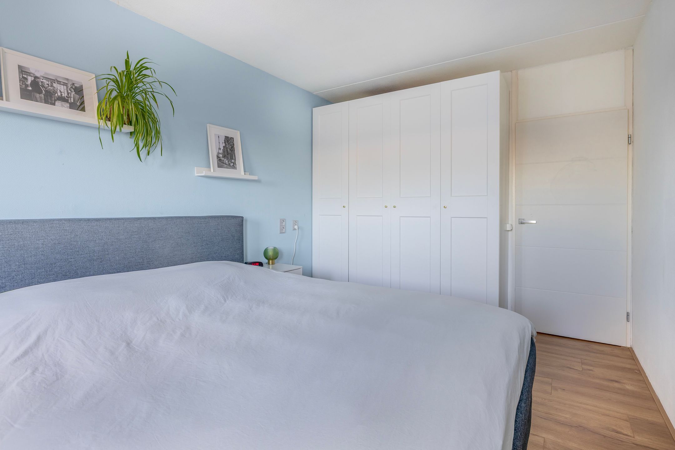 Foto 27 van Weena 983