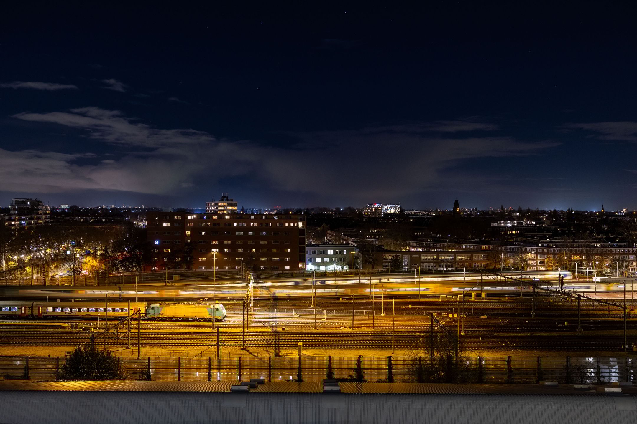 Foto 30 van Weena 983