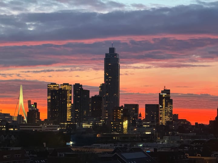 Photo 32 of Weena 983