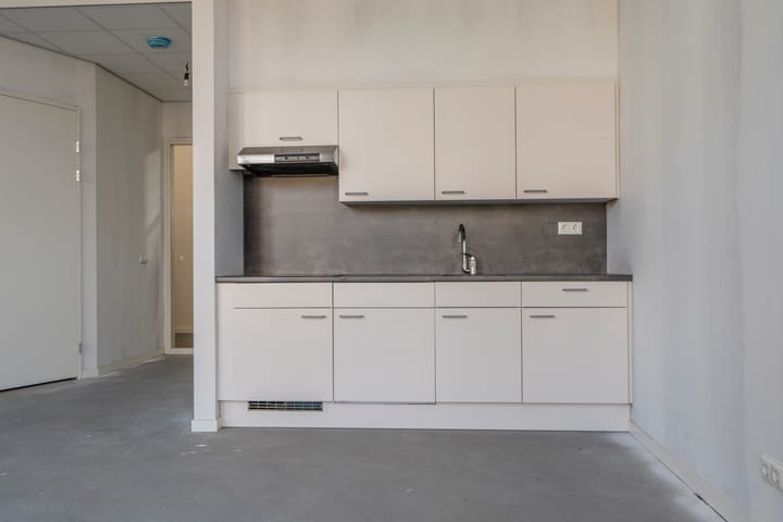 Photo 8 of Poststraat 72