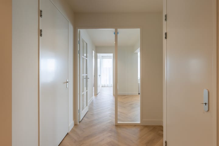 Photo 10 of Nancy Zeelenbergsingel 98