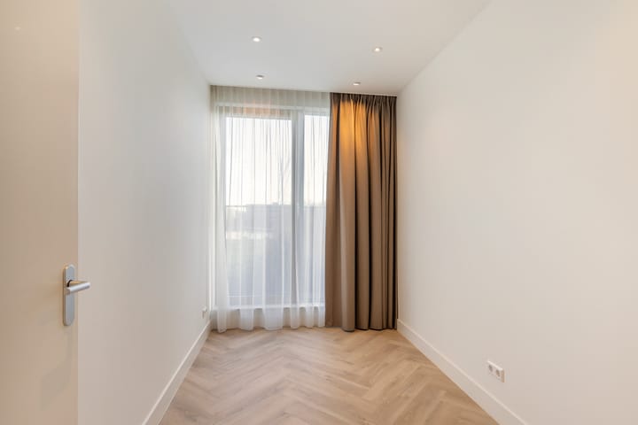 Photo 38 of Nancy Zeelenbergsingel 98