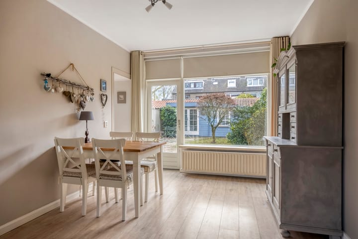 Photo 12 of Zorgvlietstraat 497