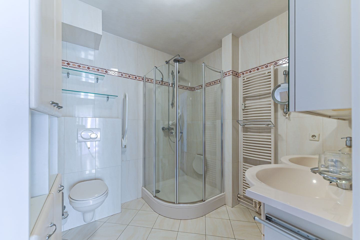 Foto 19 van Rijnbeekstraat 143