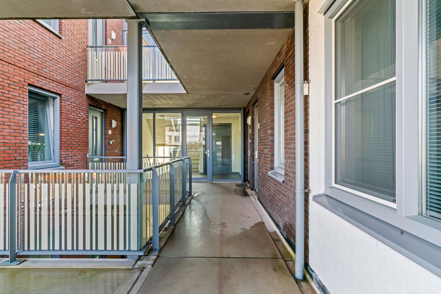 Photo 25 of Jan Doustraat 64