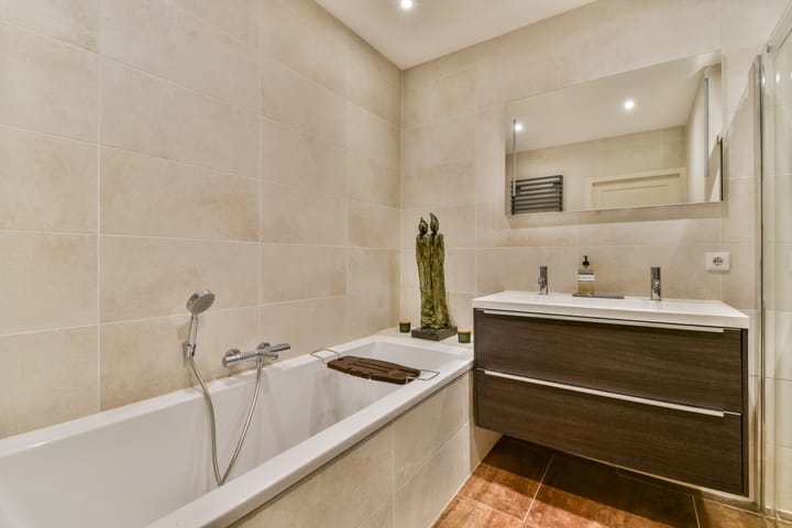 Foto 21 van Orteliusstraat 138-E