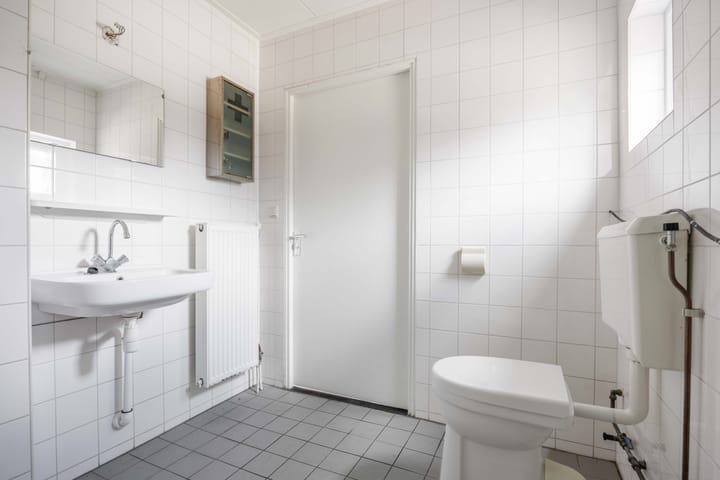 Photo 12 of Kerkweg 43