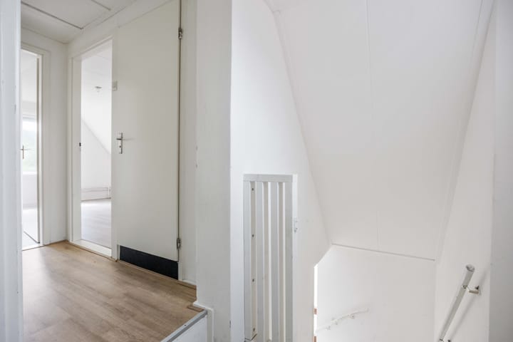 Photo 13 of Kerkweg 43