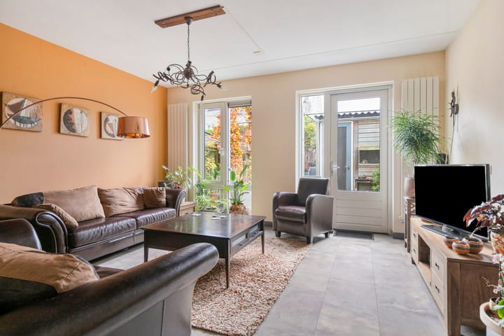 Foto 3 van Joop den Uylstraat 29