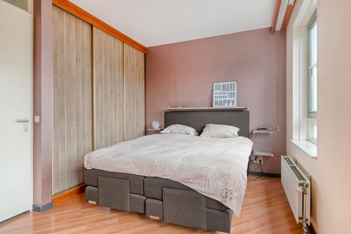 Foto 11 van Joop den Uylstraat 29