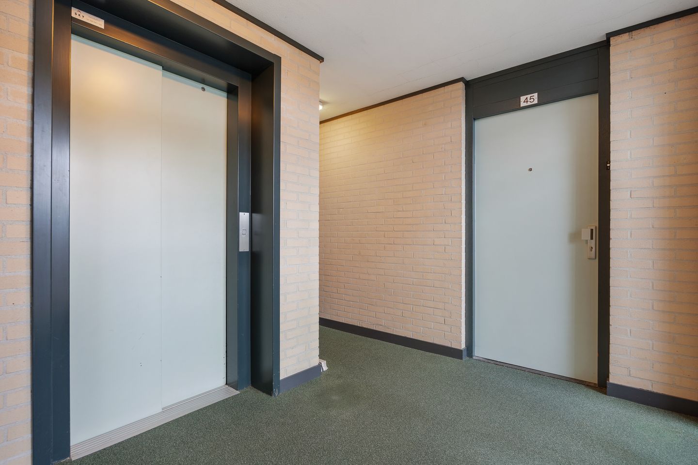 Foto 19 van Ouverture 45