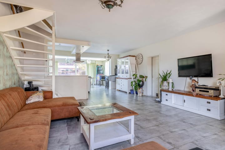 Photo 10 of De Meeren 163