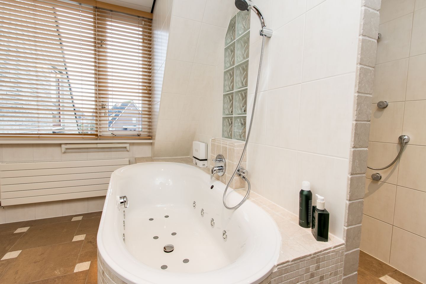 Foto 40 van Fruithof 24