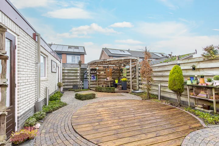 Foto 50 van Fruithof 24