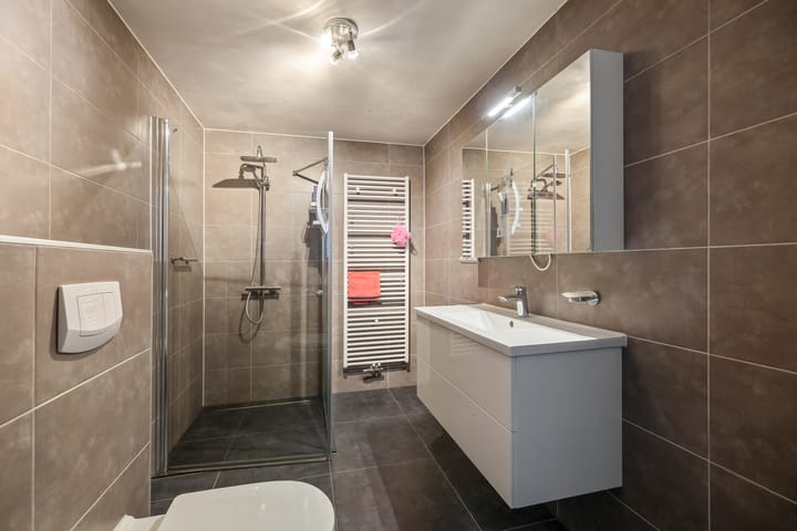 Foto 17 van Hademanstraat 11