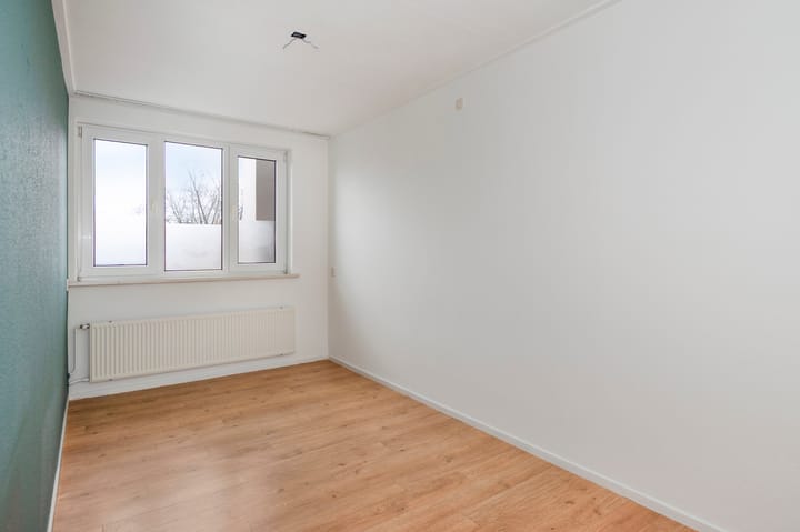 Photo 19 of Rosmolenstraat 38-III