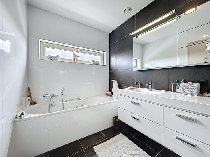 Photo 16 of Kanaalweg 1