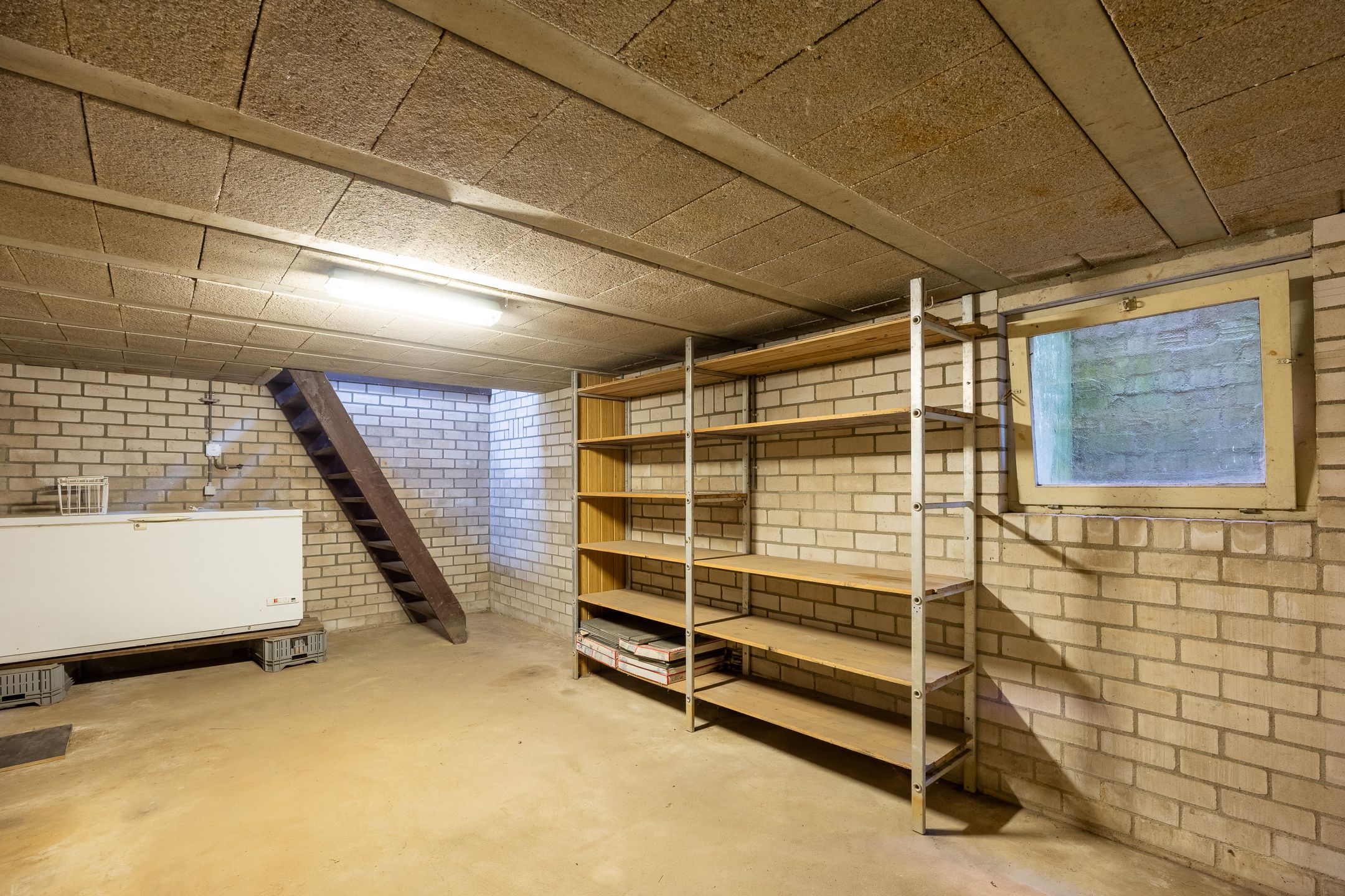 Photo 36 of Langstraat 9