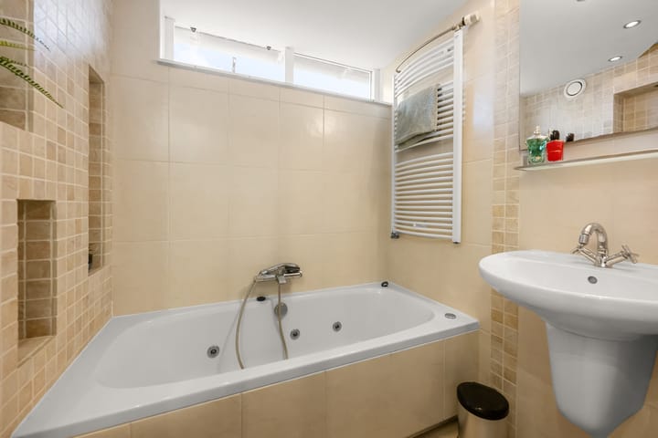 Photo 39 of Blaasbalg 42