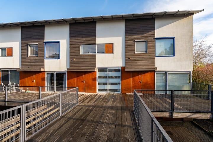 Photo 22 of Zus Braunstraat 32