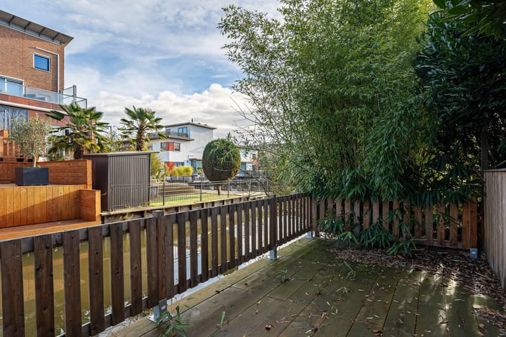 Photo 35 of Zus Braunstraat 32