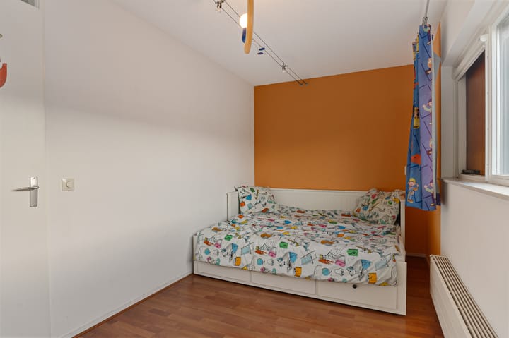 Photo 50 of Zus Braunstraat 32