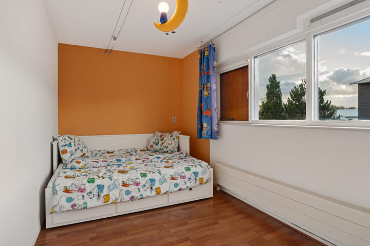 Photo 48 of Zus Braunstraat 32