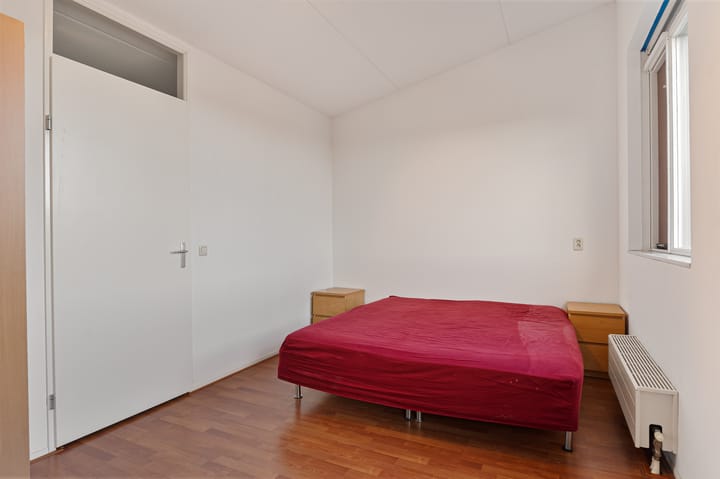 Photo 57 of Zus Braunstraat 32