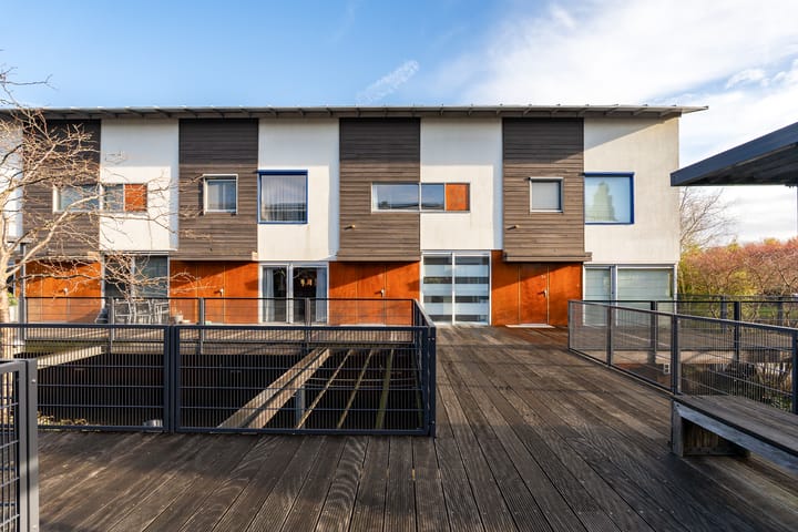 Photo 68 of Zus Braunstraat 32