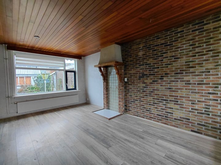 Photo 8 of Breeuwerstraat 16