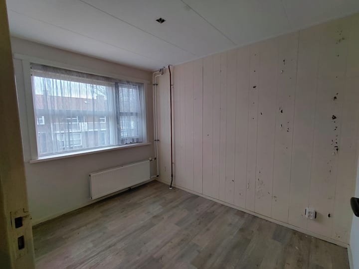 Photo 16 of Breeuwerstraat 16