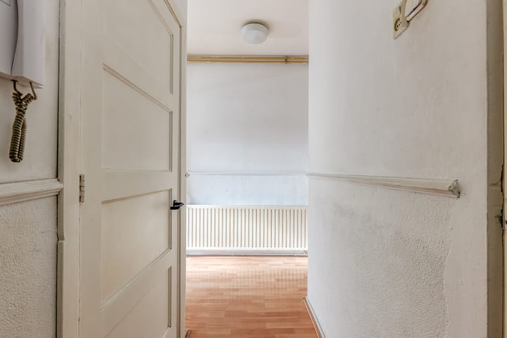 Foto 3 van Lorentzplein 9