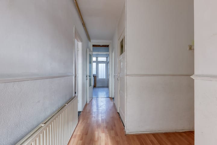 Foto 4 van Lorentzplein 9