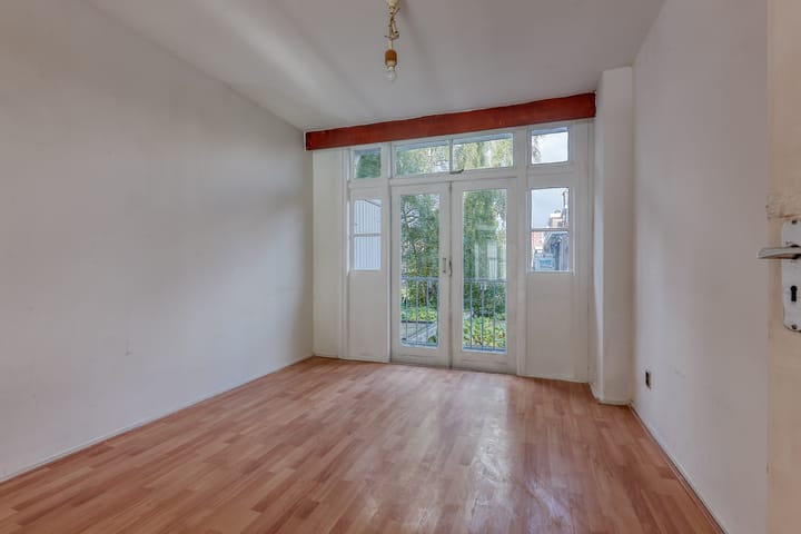 Foto 9 van Lorentzplein 9