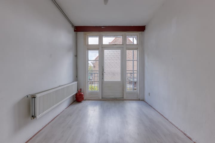 Foto 19 van Lorentzplein 9