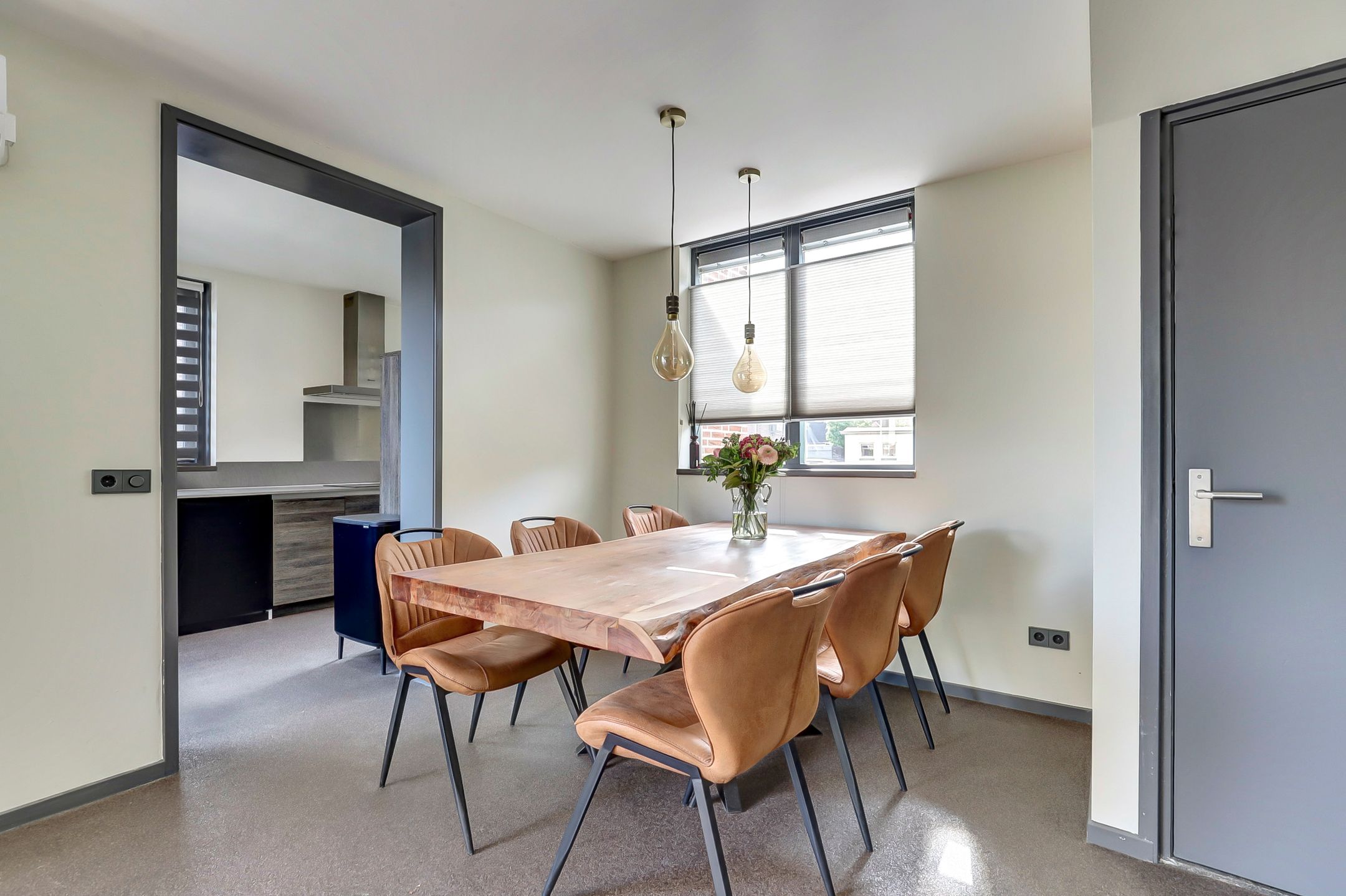 Foto 6 van van de Poelstraat 7