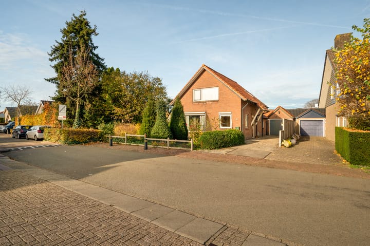 Photo 21 of Aarweg 4