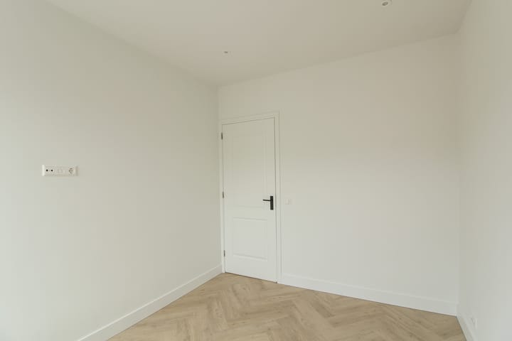 Photo 3 of Korbootstraat 41