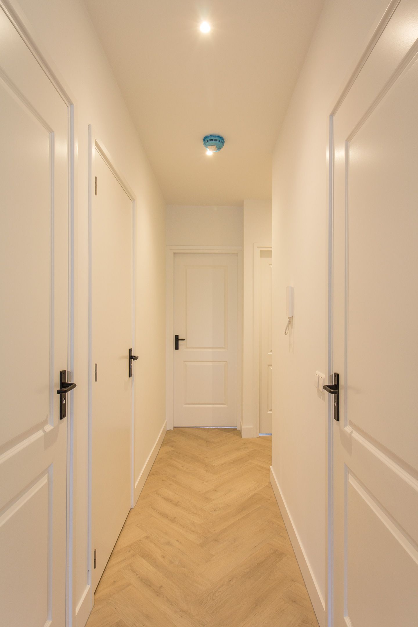 Photo 9 of Korbootstraat 41