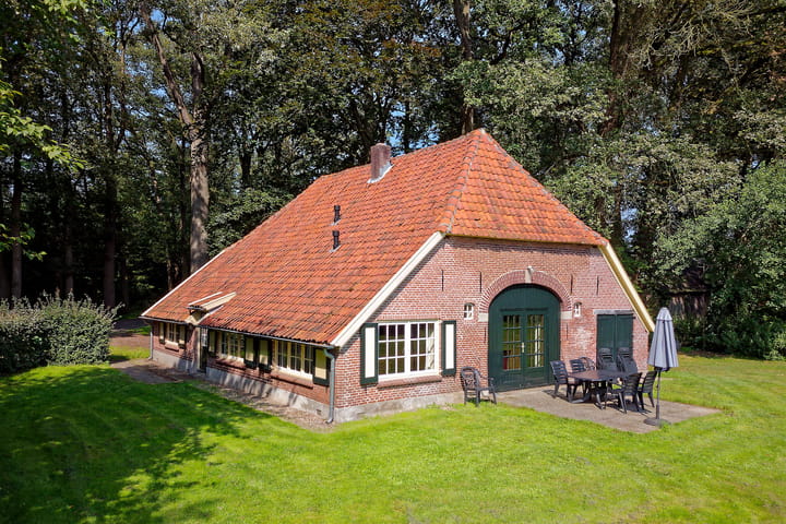 Zelledijk 42